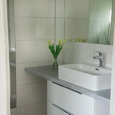 Biale Domki Paula Rewal - Domki Z Klimatyzacja, W Obiekcie Jacuzzi I Darmowe Wifi! Exterior photo